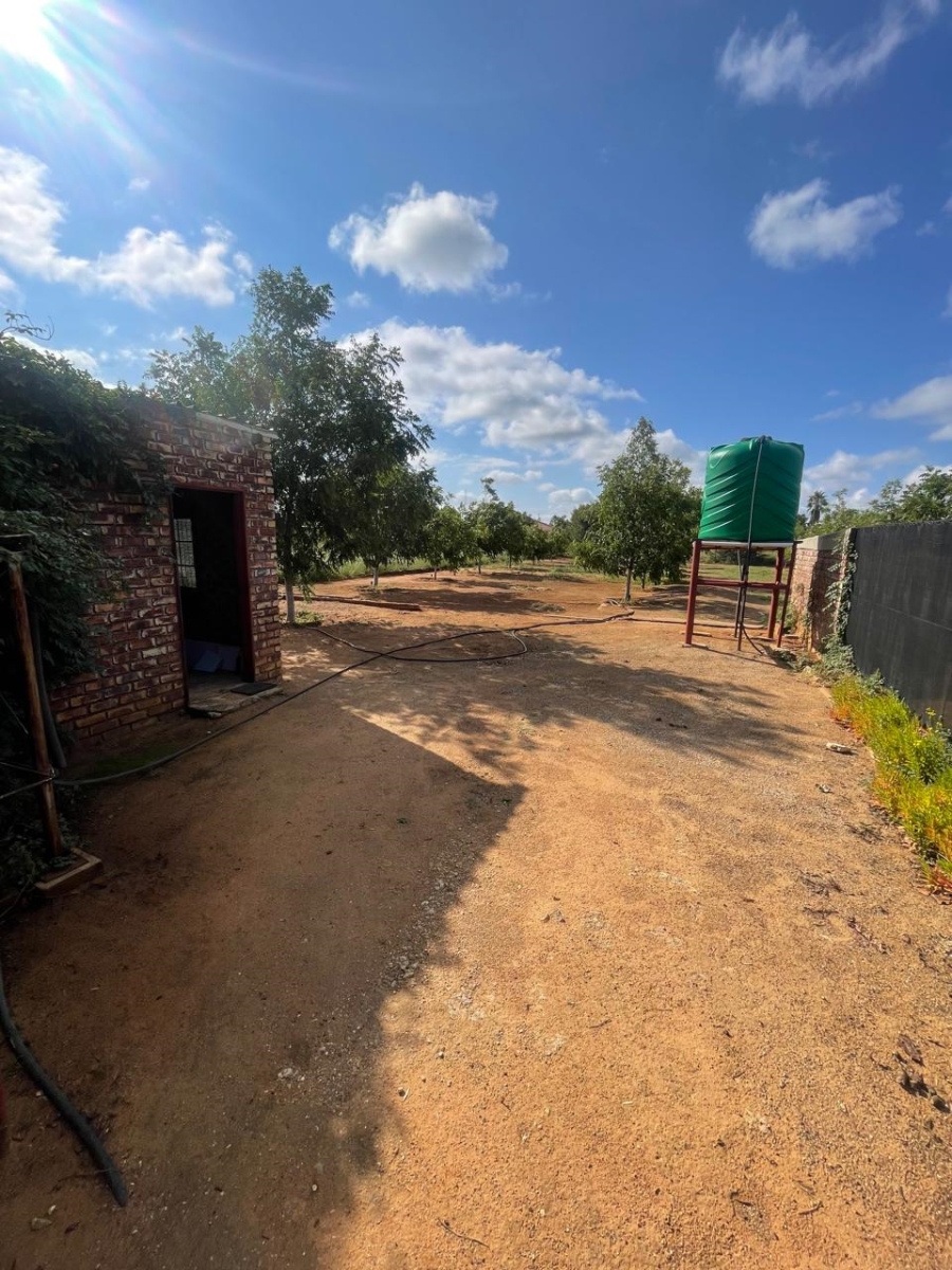 4 Bedroom Property for Sale in Christiana North West